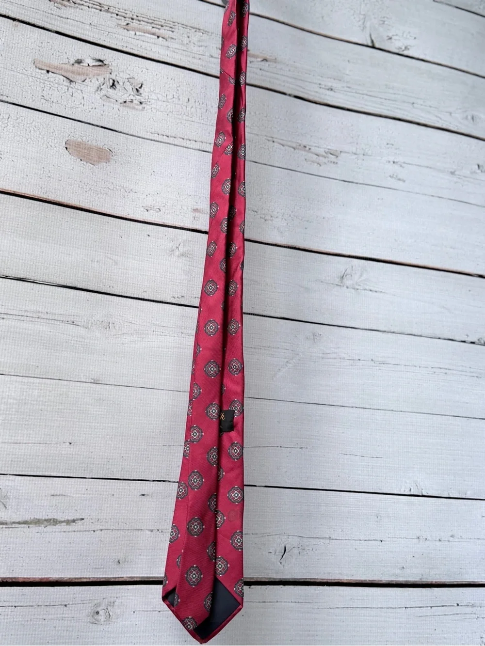 Vintage 100% Silk Men's Necktie – Luxury Red Foulard Medallion – Made in USA